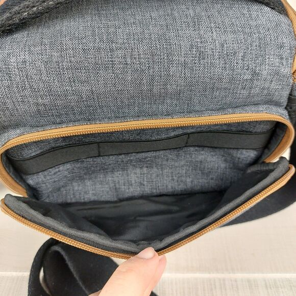 DOMISO Camera Bag Case Waterproof Anti-shock Shoulder for SLR DSLR Grey - Picture 2 of 8